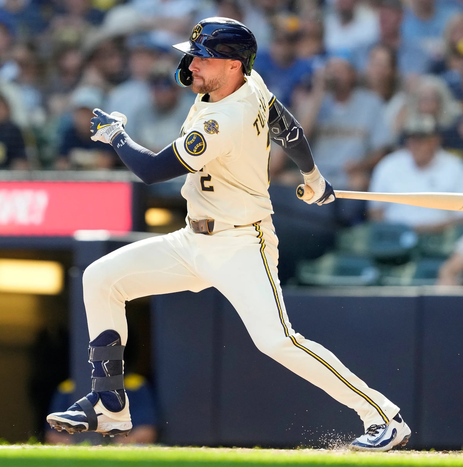The Milwaukee Brewers celebrate after eliminating the Padres to reach the National League Championship Series.