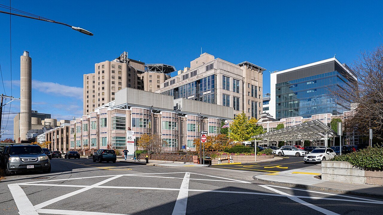 Brigham and Women's Hospital in Boston; 4,000 nurses bargain today ahead of a planned October 14 strike.
