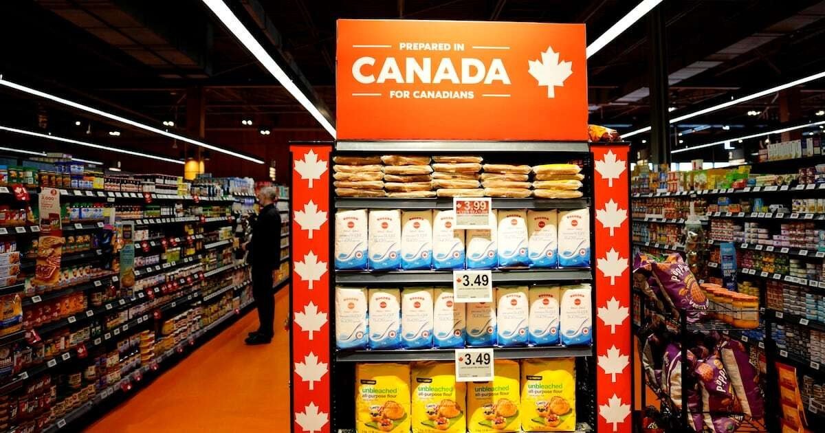 Grocery shelves in Canada, where food prices rose 1.7% year over year in September even as overall inflation climbed to 3.1% on energy costs.