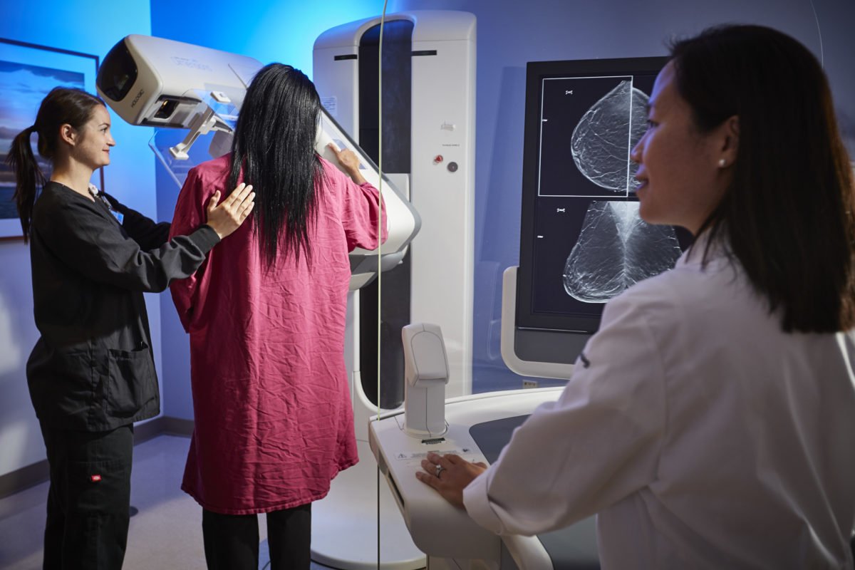 A mammography screening in progress. Saskatchewan expanded routine screening eligibility to women aged 40 and older in July 2026.