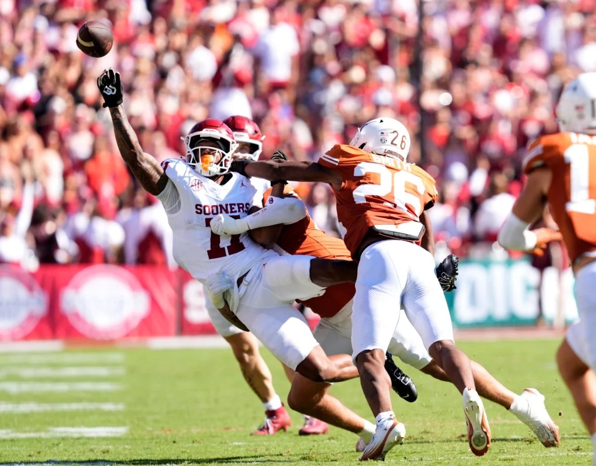 Oklahoma and Texas met in the Red River rivalry at the Cotton Bowl on Oct. 10, with the Sooners winning 27-24 on a last-play field goal.