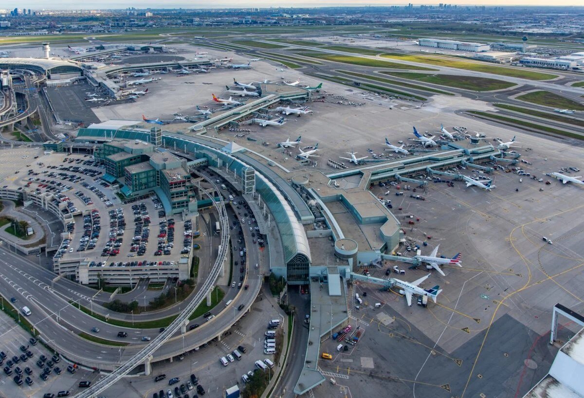 Toronto Pearson International Airport, where an apron tower evacuation caused flight delays. (File photo)