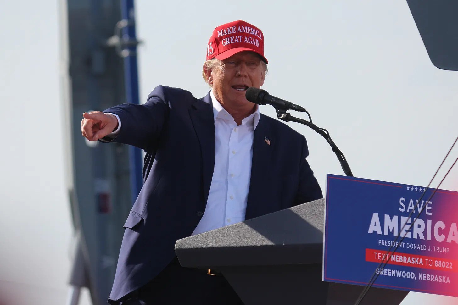 President Trump at a rally in Grand Island, Nebraska, where he signed the diesel executive order.