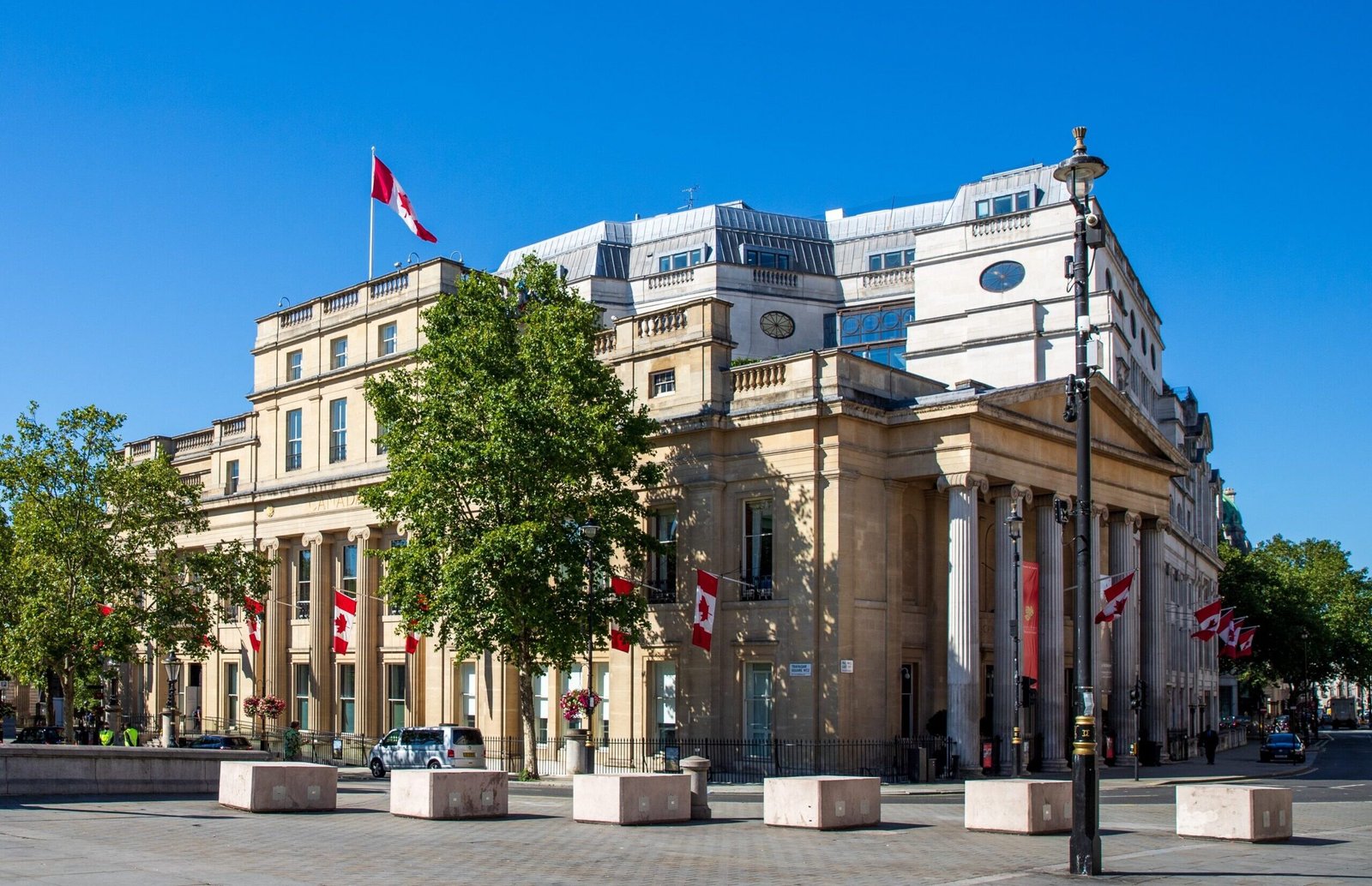 Canada House on Trafalgar Square in London, where Minister Tim Hodgson speaks during his October 19–20 visit.